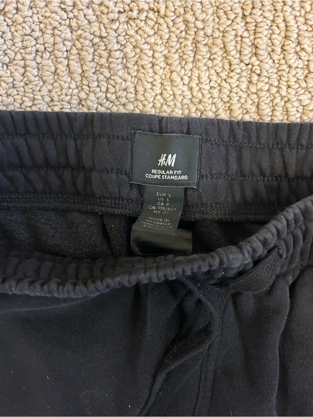 H&M Regular Fit Sweatpants – Black S - Picture 2 of 5